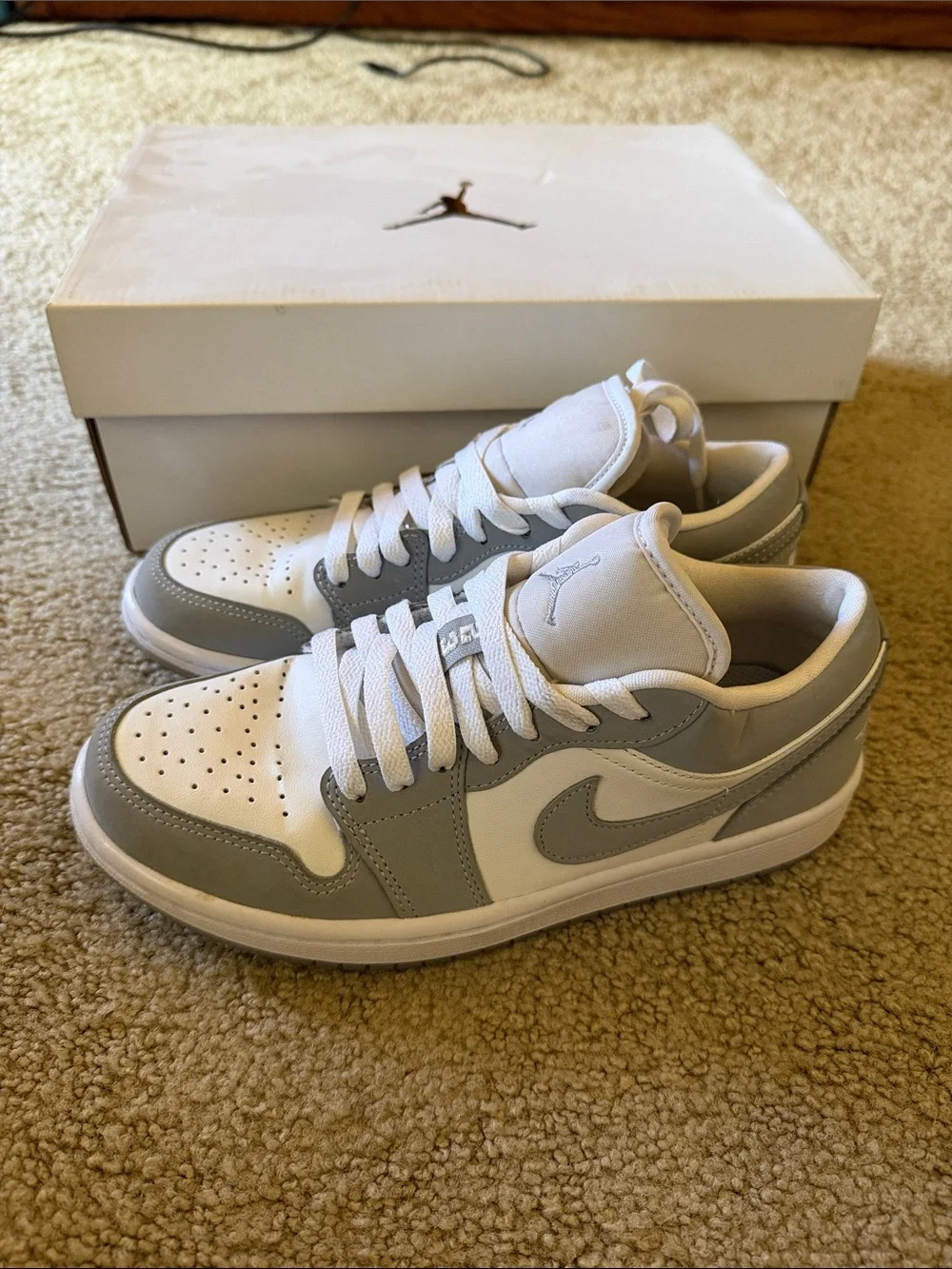 Nike Women’s Air Jordan 1 Low - White/Wolf Grey